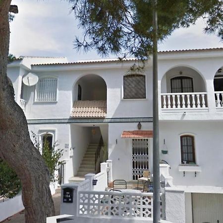 Orihuela Costa 2-Bedroom 1-Bath Renovated Vacation Rental On La Zenia Beach Экстерьер фото