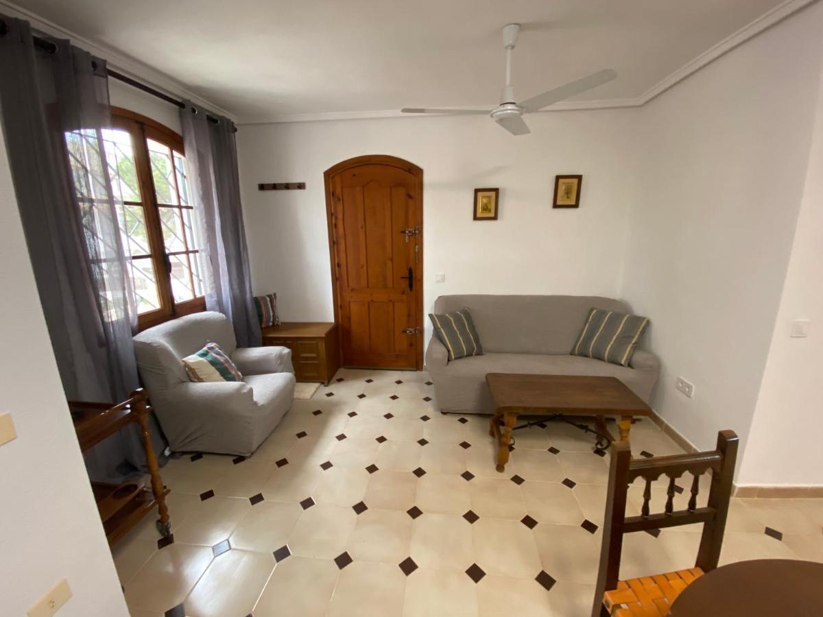 Orihuela Costa 2-Bedroom 1-Bath Renovated Vacation Rental On La Zenia Beach Экстерьер фото